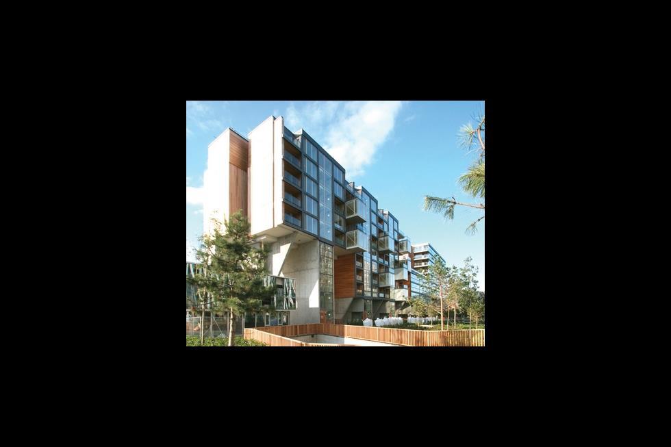 Elm Park, Dublin News Building